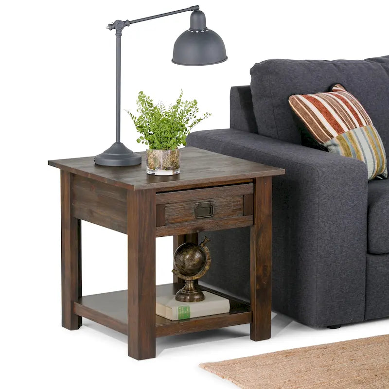 WYNDENHALL Garret Table d'appoint carrée rustique en bois d'acacia massif de 55,8 cm de large – 55,8 cm (L) x 55,8 cm (P) x 55,8 cm (H)