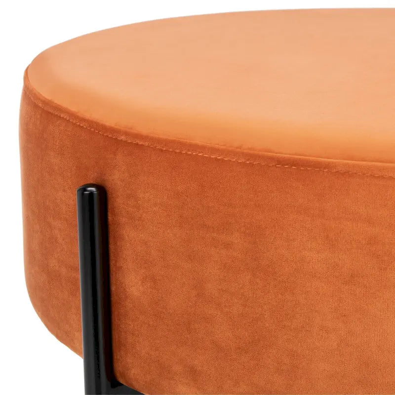 Pouf de cocktail rond en velours avec pieds en métal noir mat