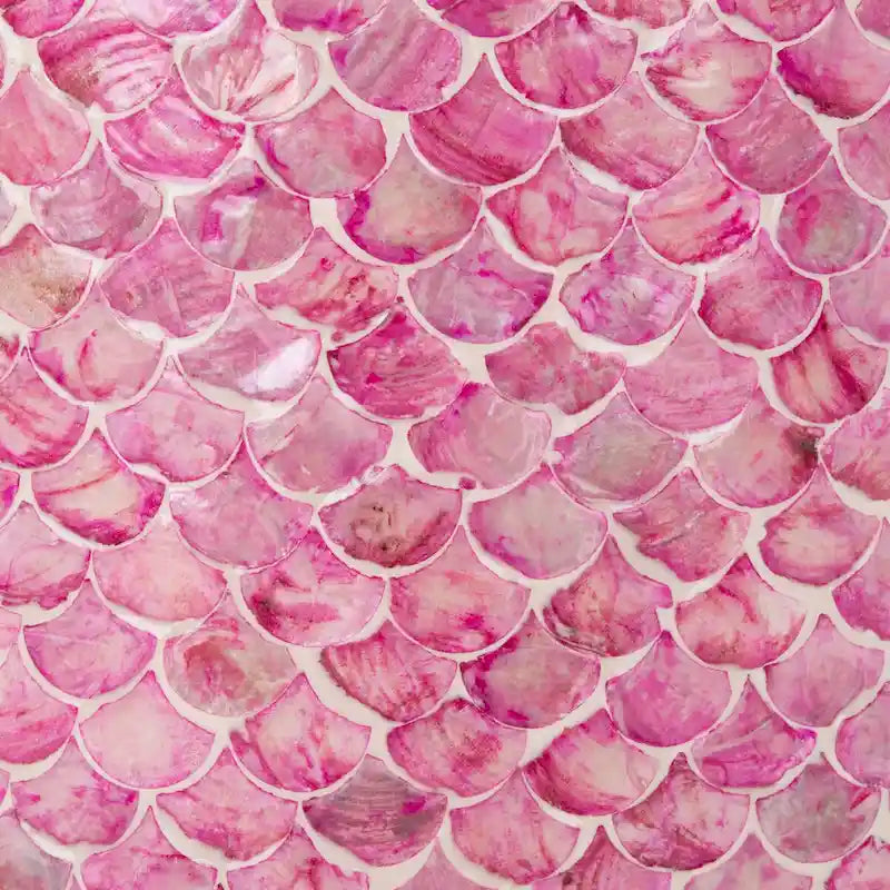 Table d'appoint ronde rose foncé - Motif écaille de poisson - 14L x 14P x 20H po
